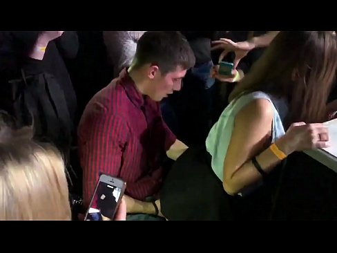 ❤️ Tikras seksas rusų naktiniame klube. 18-metė rusų mergina išangėje ir makštyje dulkinama naktiniame klube ❤️❌ Šlapi prie lt.porno-fuq.ru ❌